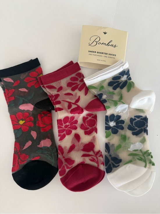 Bombas Accessories - Bombas Women’s Sheer Floral Quarter Socks